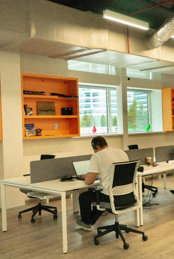 Готель Iq Coworking Астана Екстер'єр фото
